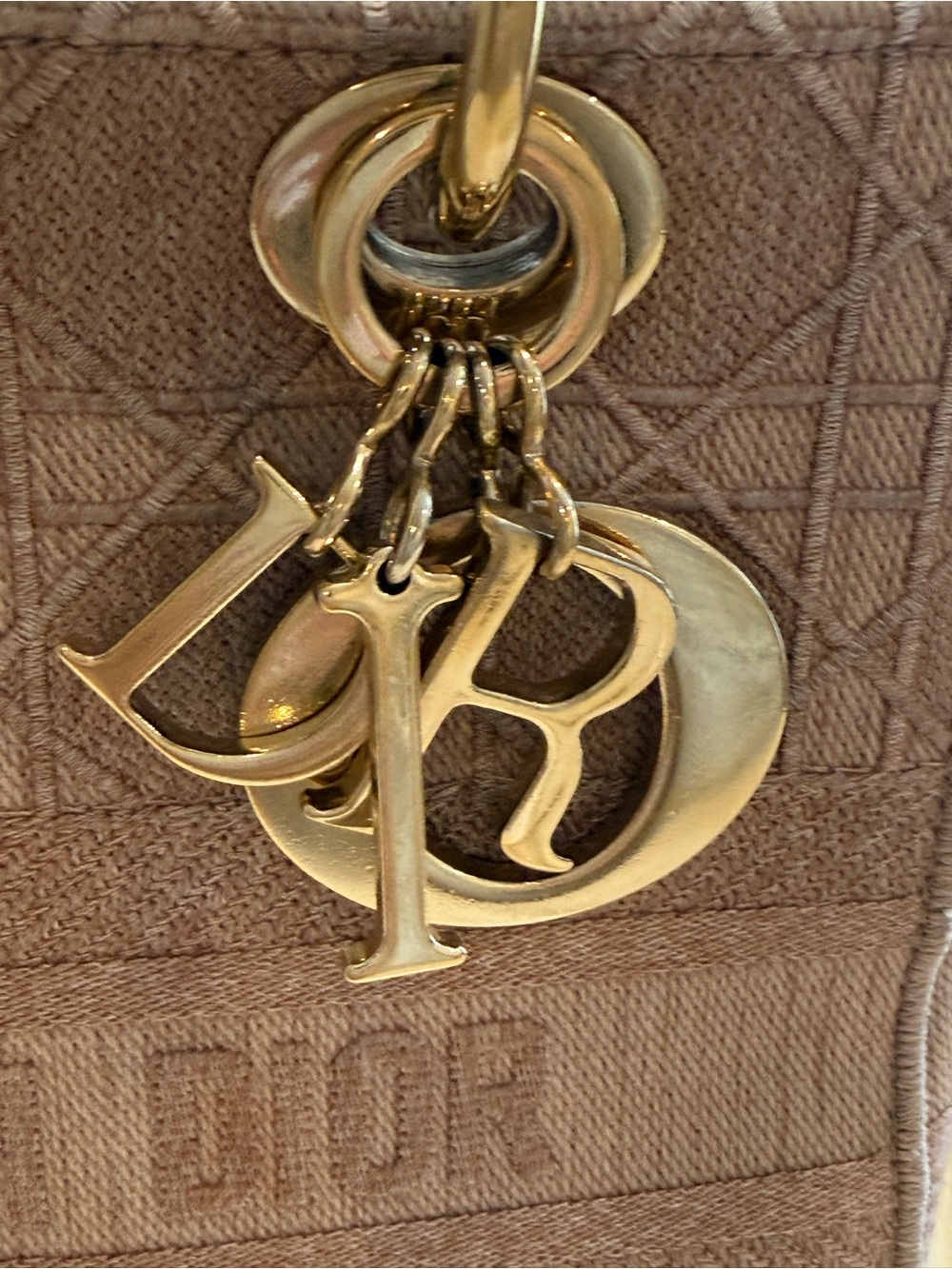 Dior Lady Dior Tote in Dusty Pink with Gold Hardware - Picture 3 of 15